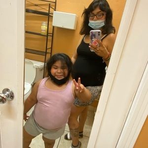 Meet your Posher, Elizabeth